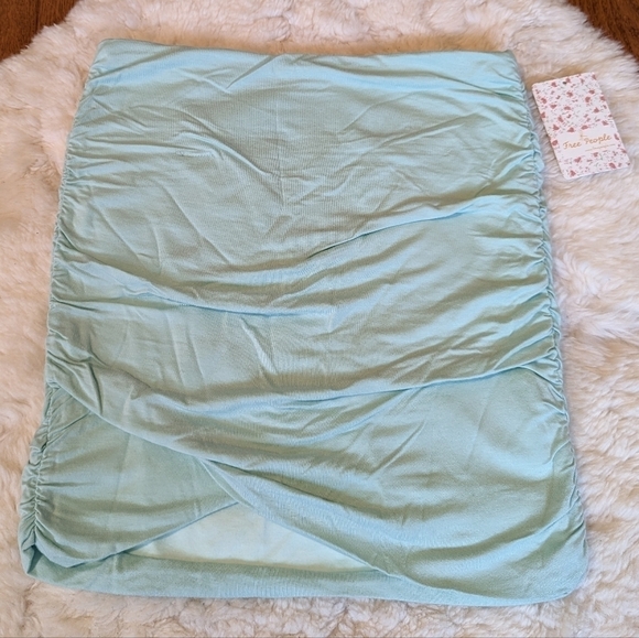 FREE PEOPLE ruched mini skirt xs - Picture 2 of 8